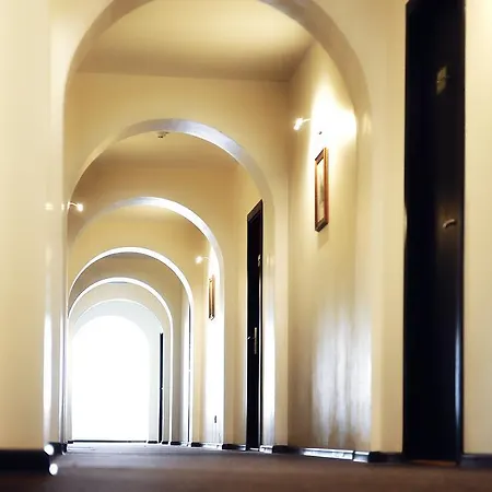 Art Bohema, Hotell 3*