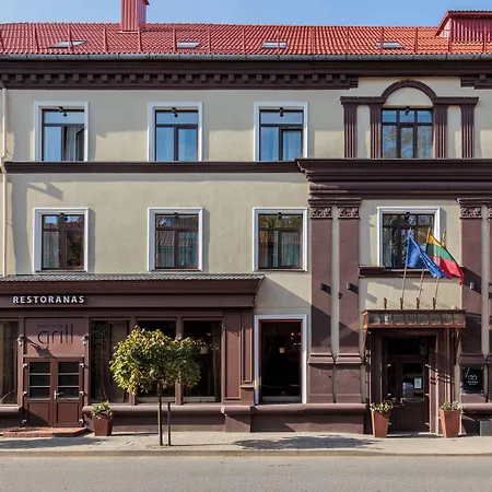 Old Town Bohema, Viešbutis