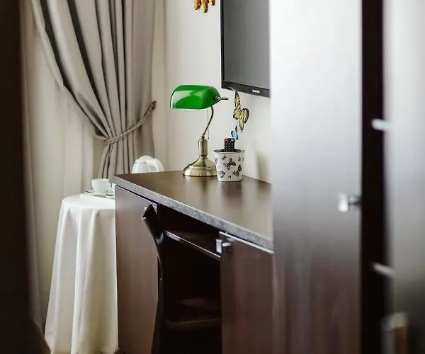 Old Town Bohema, 克莱佩达